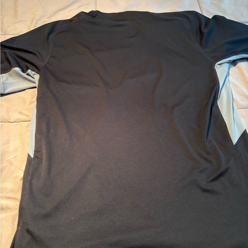 Nike Black and Gray Short Sleeve Tee